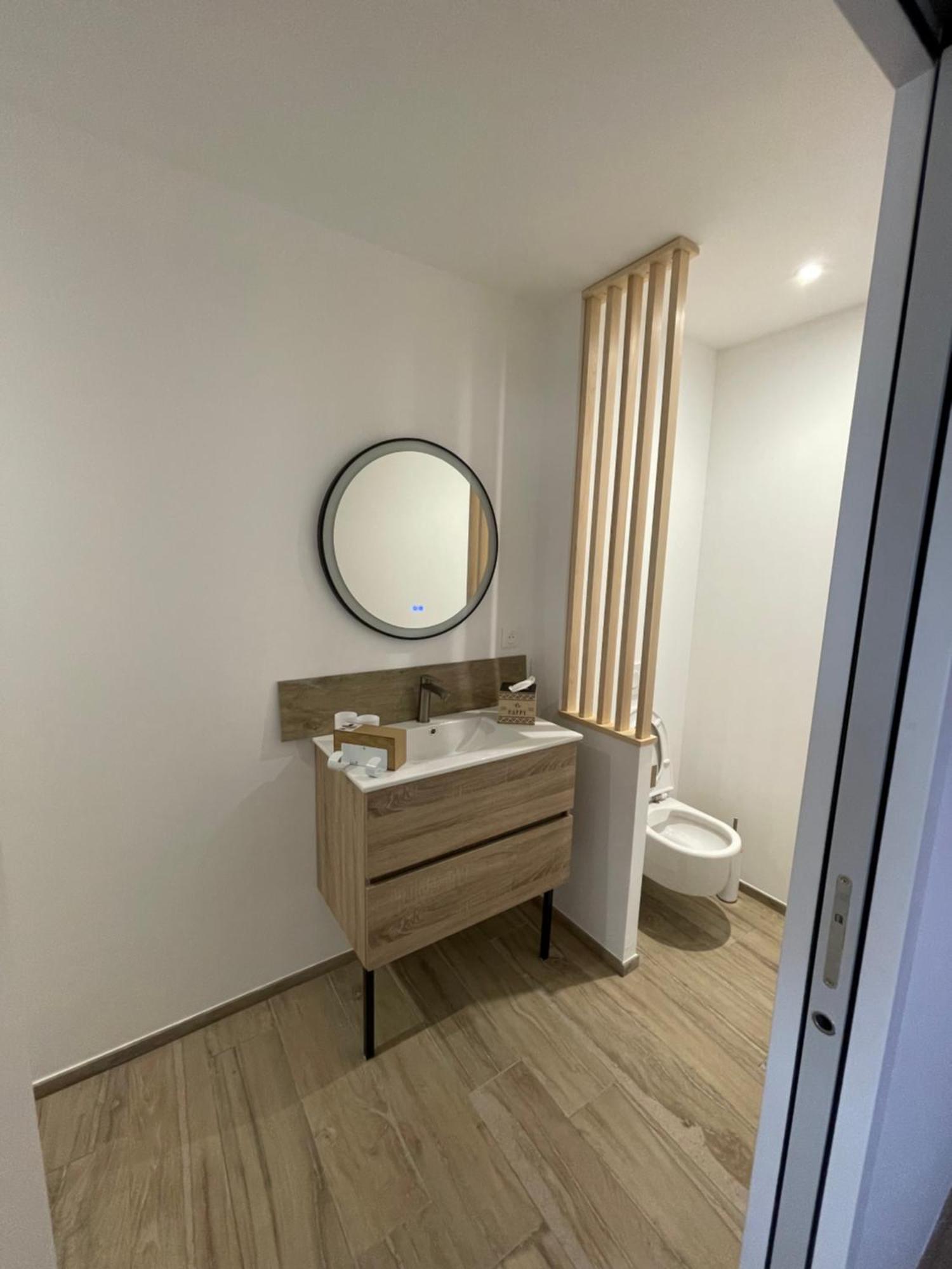Appartements Guesthouse1 Et Guesthouse2 Sword Beach Colleville-Montgomery 외부 사진